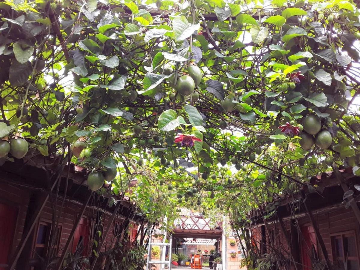 Hotel Kantarrana Urbana คาร์ดิน ภายนอก รูปภาพ